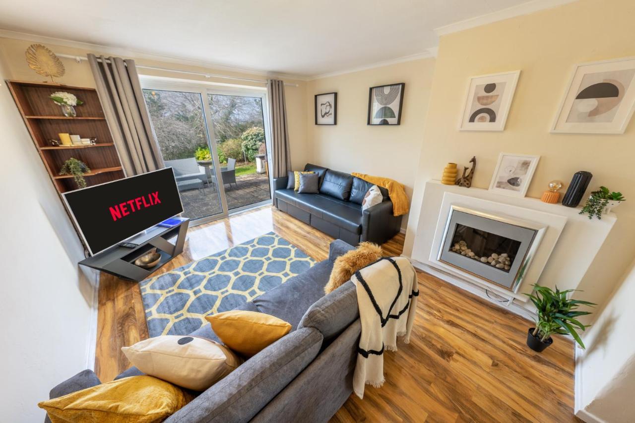 Pierocks Carver Entire House, Hot Tub & Wifi High Wycombe Buitenkant foto